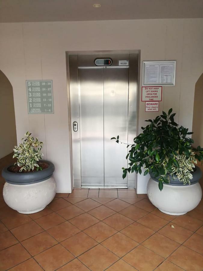 11 Portobelo Apartment Мозел Бей Екстериор снимка